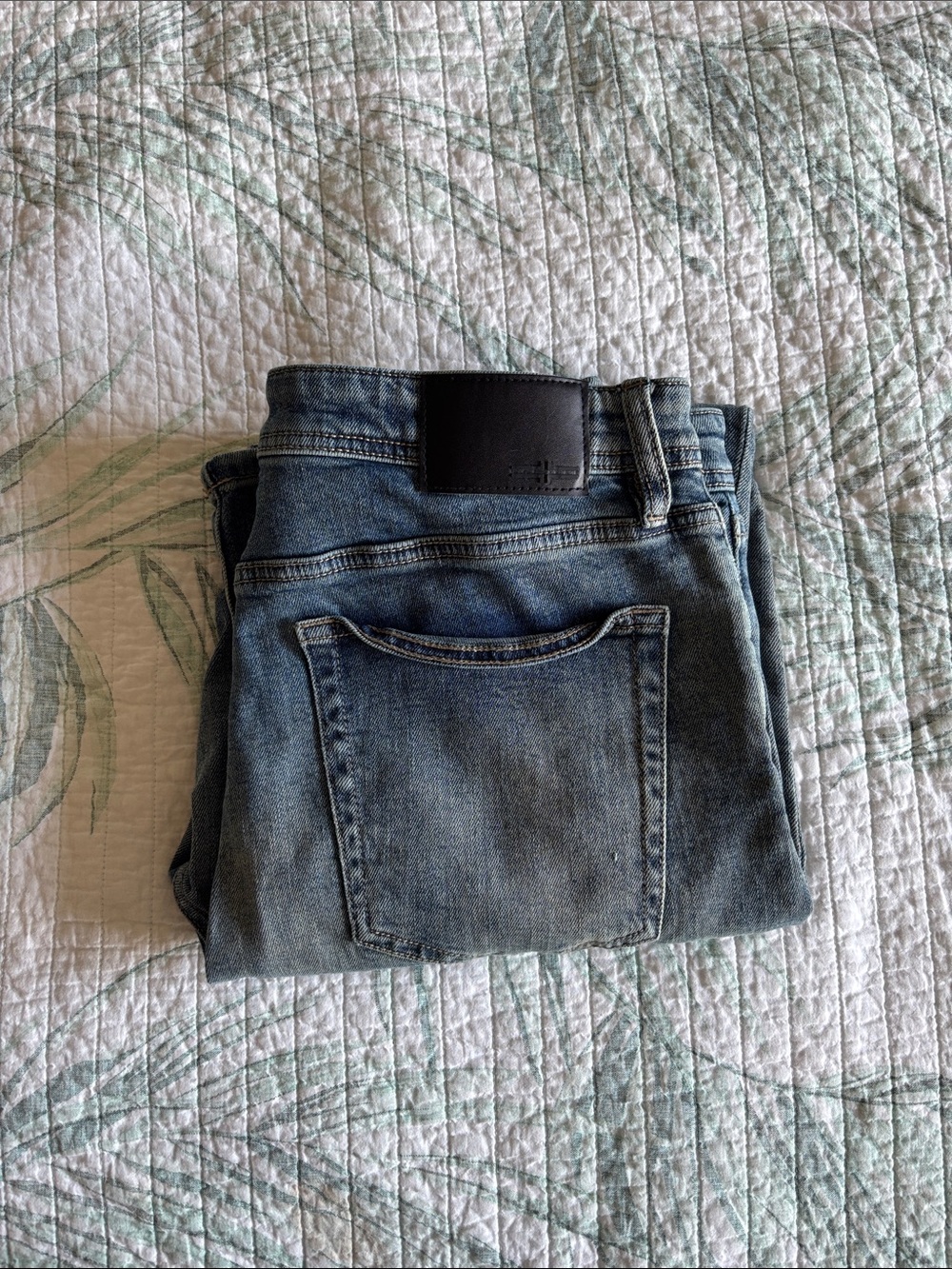 Liverpool Jeans Company Men's Light Blue Sutton Loose Straight Jeans
